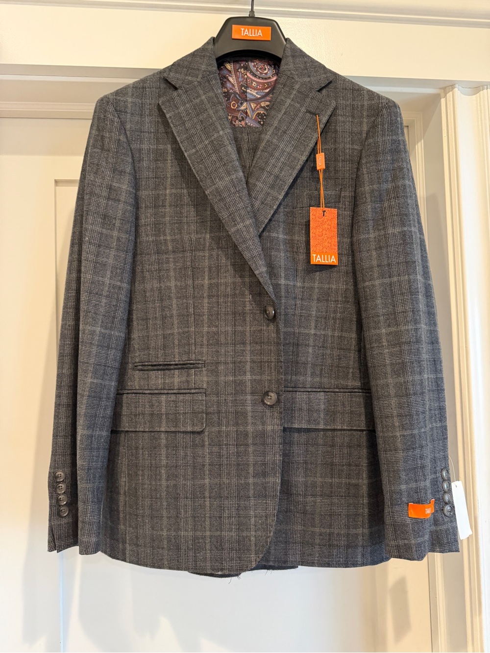 Tallia Gray Plaid Wool-Blend Blazer and Pant - Classic Men's Suit